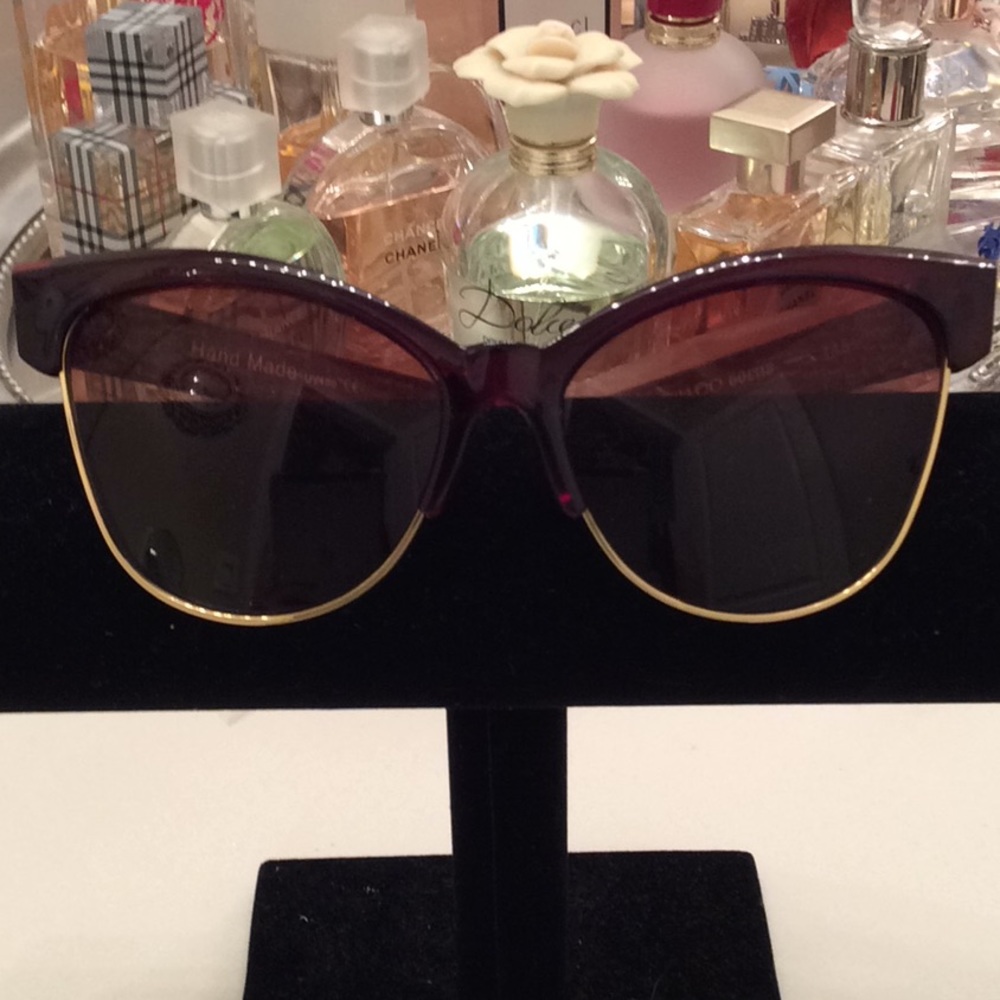 Sunglasses in A shade of Brown NWOT